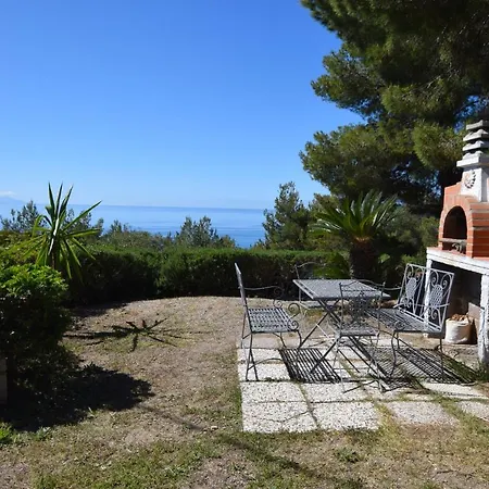 The Golden Bees Apartman Marina di Campo