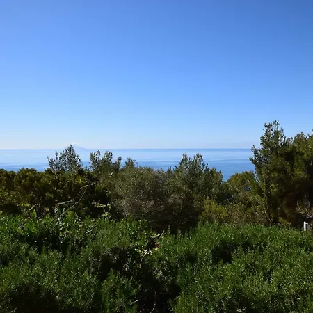 The Golden Bees Apartman Marina di Campo