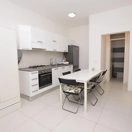 The Golden Bees Apartman Marina di Campo